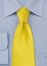 Primary_Yellow_Necktie