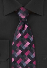 geometric-tie-pink-black