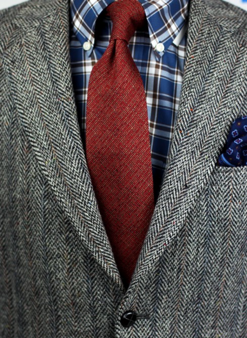 Autumn red wool necktie