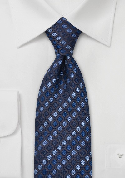 Blue Silk Tie with Diamond Pattern