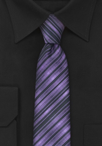 Skinny Necktie in Purple