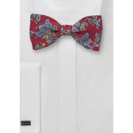 Traditional Paisley Bow Tie in Red