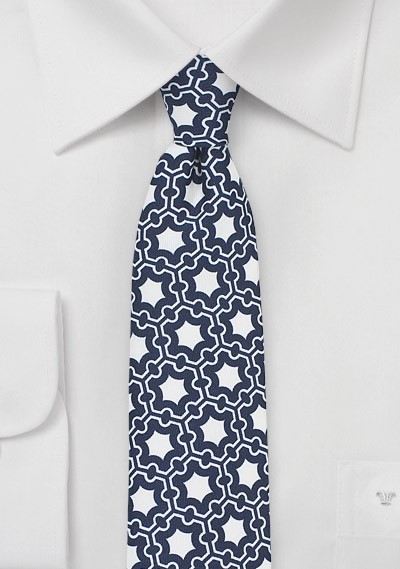 Vintage Print Skinny Tie in Blue and White