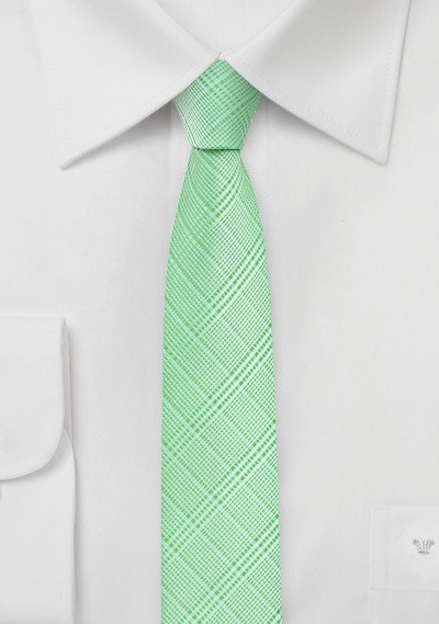 Skinny Tie in Pastel Green