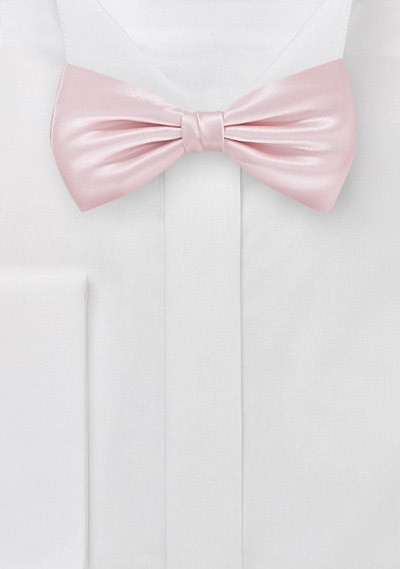 Elegant Bow Tie in Antique Blush