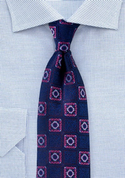 Medallion Tie in Amethyst Purple and Pink