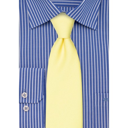 Linen Textured Necktie in Lemon Chiffon