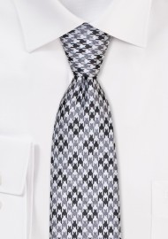 Slim Houndstooth Check Tie in Gray, Black, and White