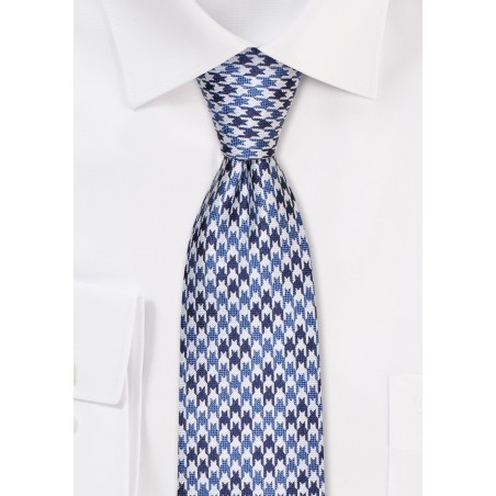 Slim Houndstooth Check Tie in Blues and White