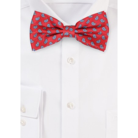 Classic Paisley Bowtie in Red